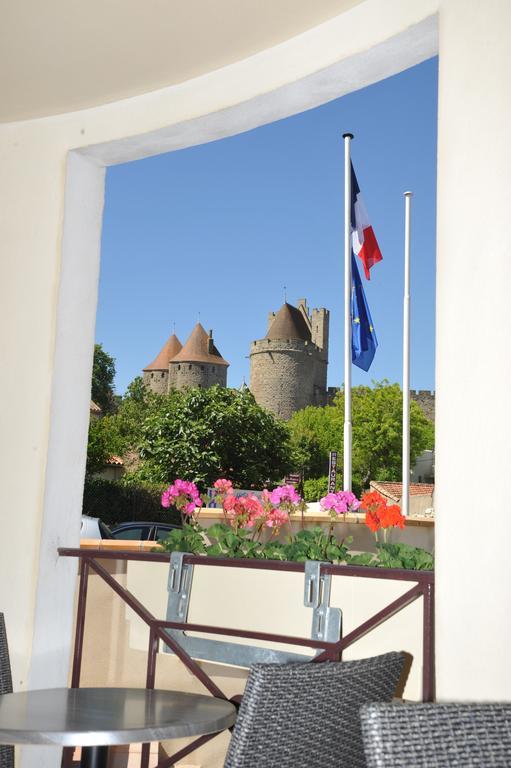 Hotel Espace Cite Carcassonne Bagian luar foto